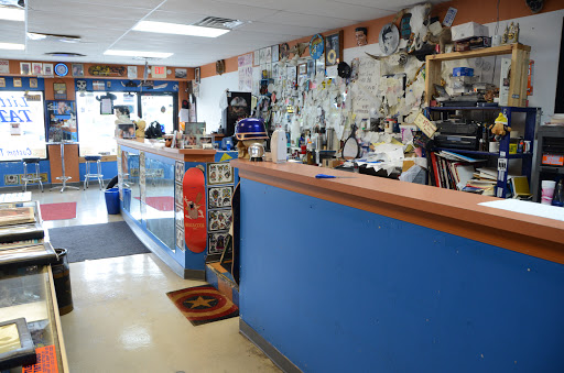 Tattoo Shop «Little Blue Tattoo», reviews and photos, 3870 W 3rd St, Bloomington, IN 47404, USA