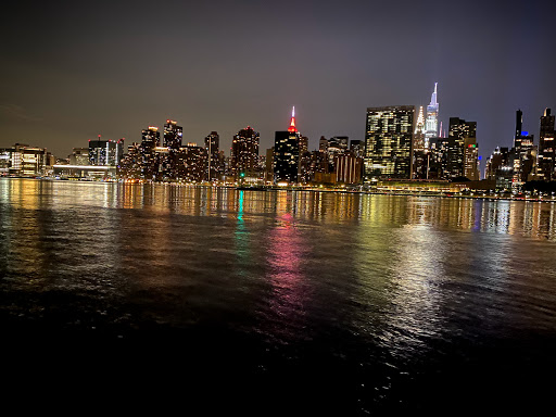 Park «Gantry Plaza State Park», reviews and photos, 4-09 47th Rd, Long Island City, NY 10007, USA