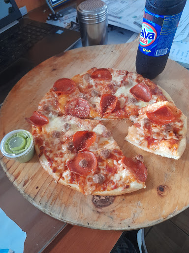 Galeas Pizza