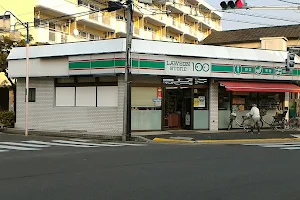Lawson Store 100 Ichikawa Minamiyawata 3-chome image