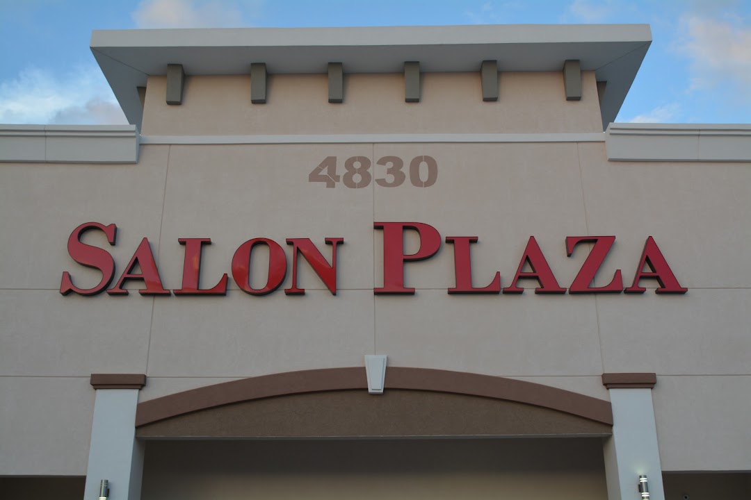 Salon Plaza