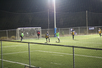 Canchas de futbol 7 lucas - 87024, Lib. Naciones Unidas 228, Mariano Matamoros I, Cd Victoria, Tamps., Mexico