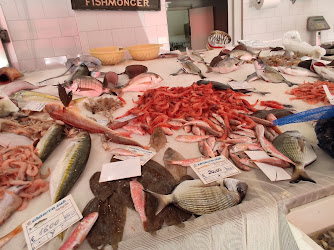 Chitarra fish pescheria gastronomia Catania