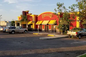 Fuddruckers image