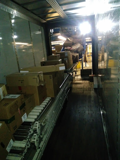 Mailing Service «FedEx Ground», reviews and photos, 12501 NE 40th St, Kansas City, MO 64161, USA