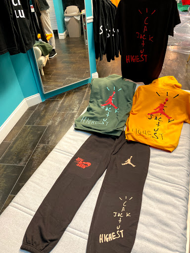 Shoe Store «Sneaker Syndicate», reviews and photos, 213 N Magnolia Ave, Orlando, FL 32801, USA