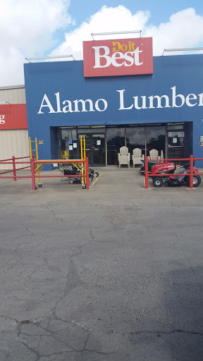 Alamo Lumber Company in Freer, Texas