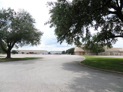 Shopping Mall «Greenspoint Mall», reviews and photos, 12300 North Fwy, Houston, TX 77060, USA
