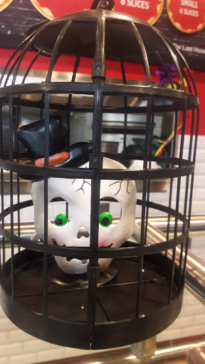 Pizza Restaurant «Round Table Pizza Clubhouse», reviews and photos, 2960 Treat Blvd, Concord, CA 94518, USA