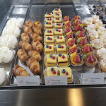 Photo n°4 de l'avis de Maryna.i fait le 24/08/2021 à 20:06 sur le  Caffetteria Pasticceria Bistrot La Fenice à Sirmione