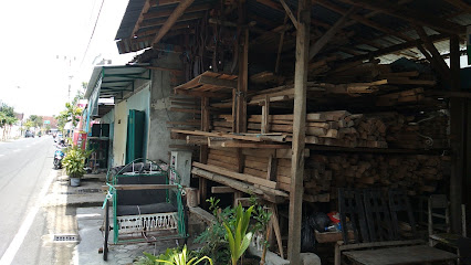 Kayu Glugu (Bangunan)