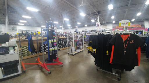 Uniform Store «Scrub Pro Uniforms & Alko Clothing Outlet», reviews and photos, 8801 Kelso Dr, Baltimore, MD 21221, USA