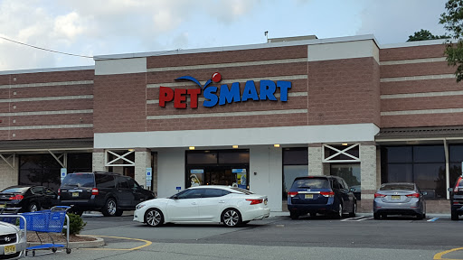 Pet Supply Store «PetSmart», reviews and photos, 60 NJ-17, Paramus, NJ 07652, USA