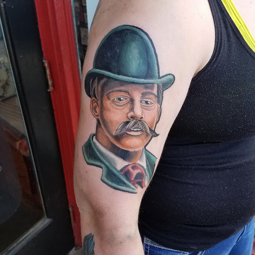 Tattoo Shop «Moth Studio», reviews and photos, 428 W Commercial St, Springfield, MO 65803, USA