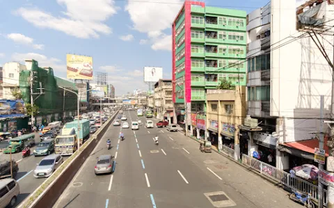 RedDoorz near Quiapo Church Manila image