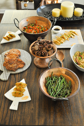 Wedding Planner «Cocktails Catering», reviews and photos, 9640 Boggy Creek Rd #5, Orlando, FL 32824, USA