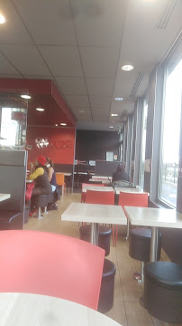 Atmosphère du Restaurant KFC Tarbes - n°13