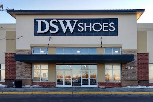 Shoe Store «DSW Designer Shoe Warehouse», reviews and photos, 11531 Fountains Dr, Maple Grove, MN 55369, USA