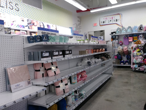 Shopping Mall «The Shops at Atlas Park», reviews and photos, 8000 Cooper Ave, Glendale, NY 11385, USA