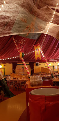Atmosphère du Restaurant de type buffet Le Cirque à Plailly - n°16