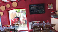 Atmosphère du Restaurant de cuisine traditionnelle Les Agapons Restaurant à Manthes - n°8