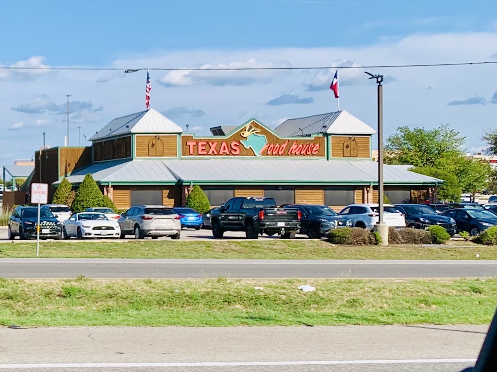 Texas Roadhouse 78660