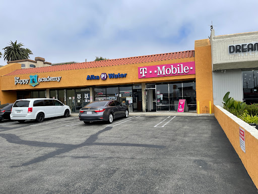 T-Mobile, 524 Pacific Coast Hwy, Hermosa Beach, CA 90254, USA, 