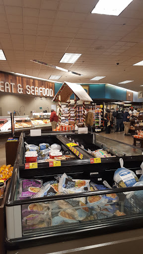 Grocery Store «Kroger», reviews and photos, 110 Dover Crossing Rd, Clarksville, TN 37042, USA