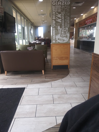 Bakery «Krispy Kreme Doughnuts», reviews and photos, 12586 Research Blvd, Austin, TX 78759, USA