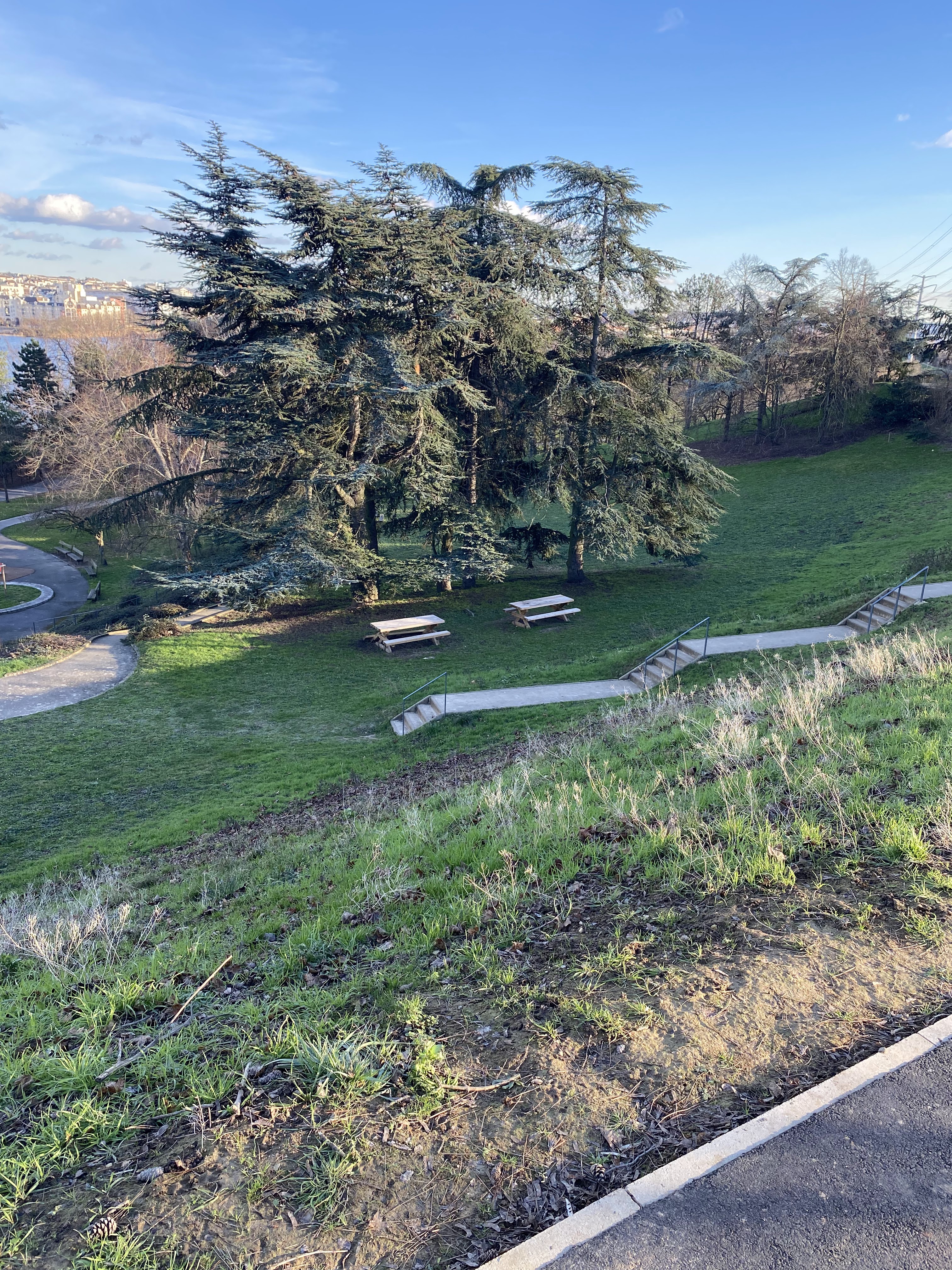 Photo n° 46 de l'avis de jérémie-louis.D fait le 16/01/2024 à 00:35