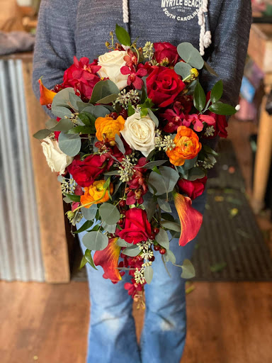 Florist «Secret Garden Florist & Gift Shop, Inc», reviews and photos, 2294 NY-208, Montgomery, NY 12549, USA