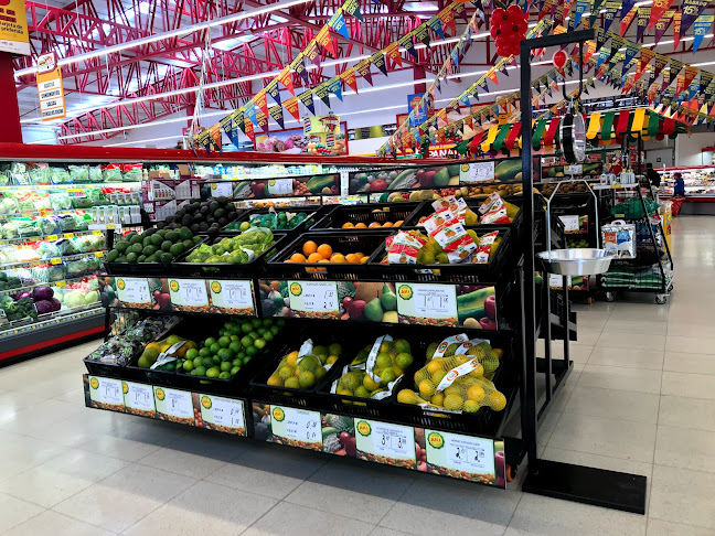 Opiniones de Super AKÍ Terminal Guamaní en Quito - Supermercado