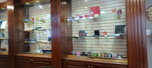 Tobacco Shop «Club Humidor-Huebner», reviews and photos, 12003 Huebner Rd, San Antonio, TX 78230, USA