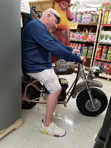 Home Improvement Store «Tractor Supply Co.», reviews and photos, 3330 US-10, Moorhead, MN 56560, USA