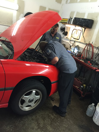 Auto Repair Shop «Good Hands Auto Tech», reviews and photos, 16215 FL-50 Suite 307, Clermont, FL 34711, USA