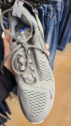 Thrift Store «Goodwill», reviews and photos