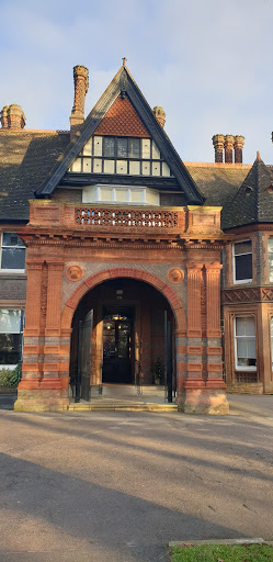 Wardown House, Museum and Gallery