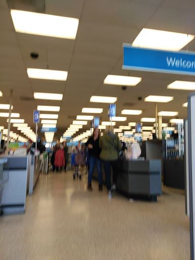 Clothing Store «Ross Dress for Less», reviews and photos, 926 Airport Center Rd, Allentown, PA 18109, USA