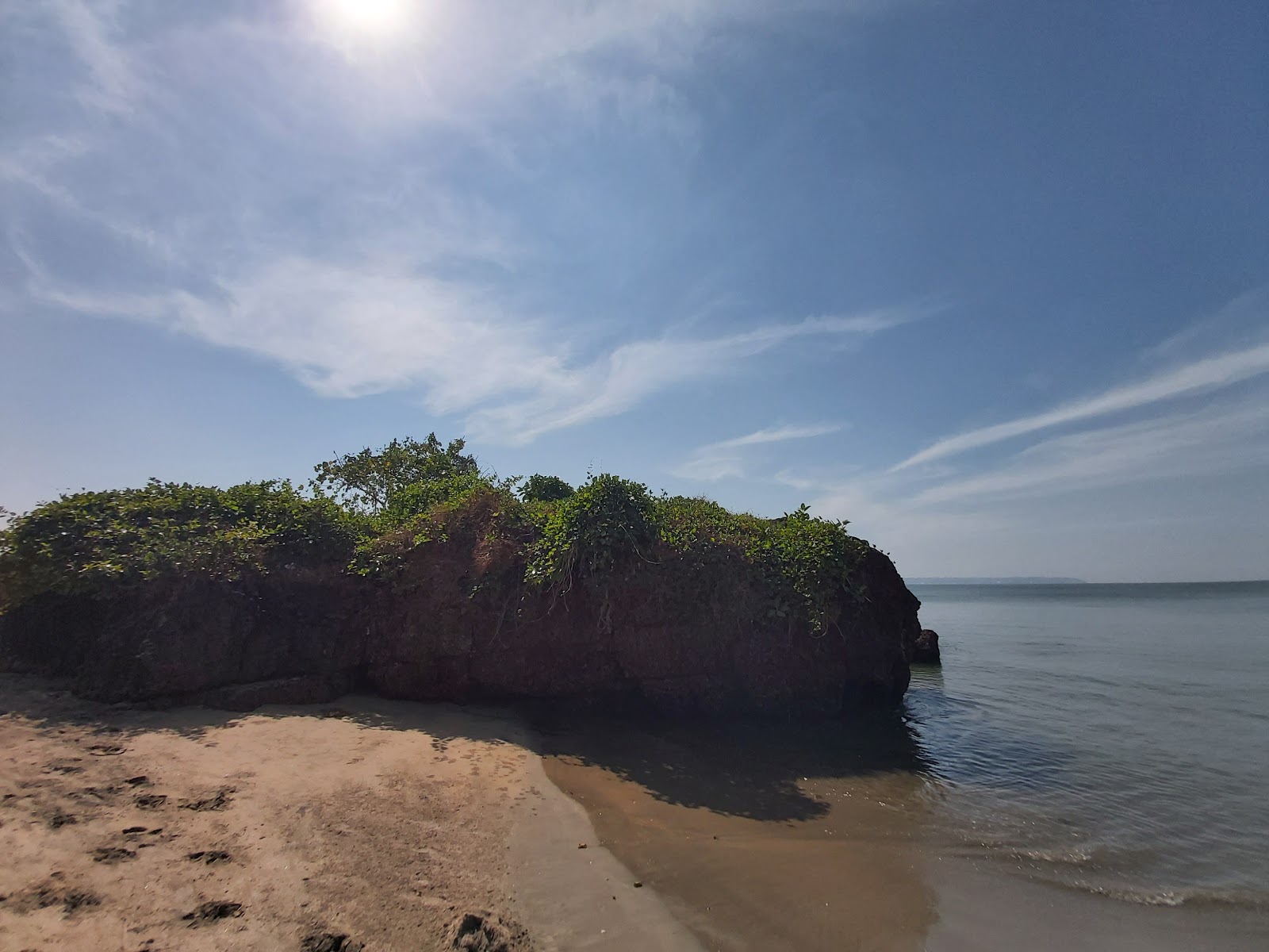 Photo de Bambolim Beach zone des équipements