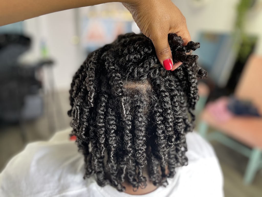 All Curly Girls Salon 39180