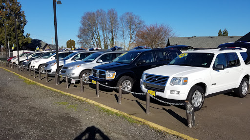 Used Car Dealer «Auto Outlet, Carfax Certified Auto Sales/Financing», reviews and photos, 496 Lancaster Dr SE, Salem, OR 97317, USA