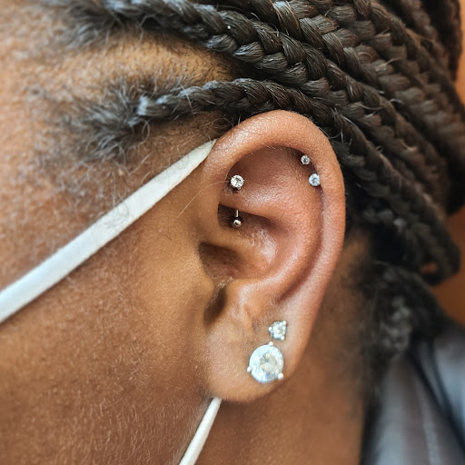 Body Piercing Shop «Skin Gallery Tattooing & Body Piercing», reviews and photos, 1402 Ogden Ave, Downers Grove, IL 60515, USA