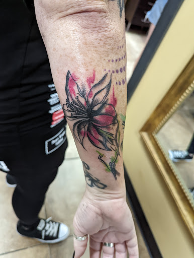 Tattoo and Piercing Shop «Hot Box Tattoos», reviews and photos, 1037 W Brandon Blvd, Brandon, FL 33511, USA