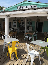 Atmosphère du Restaurant français La Petite Playa à La Teste-de-Buch - n°4