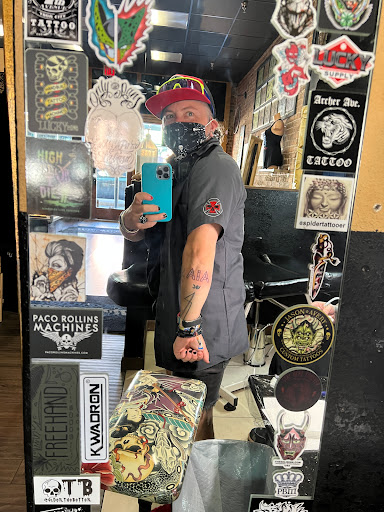 Tattoo Shop «Blue Devil Tattoo», reviews and photos, 1603 E 7th Ave, Tampa, FL 33605, USA