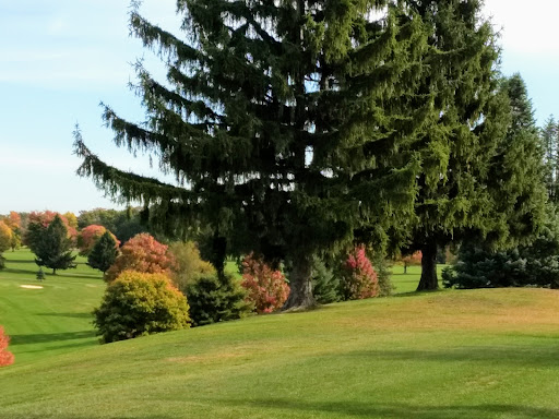 Golf Course «Black Hawk Golf Course», reviews and photos, 644 Blackhawk Rd, Beaver Falls, PA 15010, USA