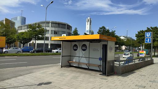 Lufthansa Express Bus Stop