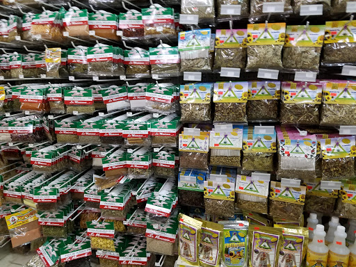 Grocery Store «Super Mercados El Guero», reviews and photos, 850 N Farnsworth Ave, Aurora, IL 60505, USA