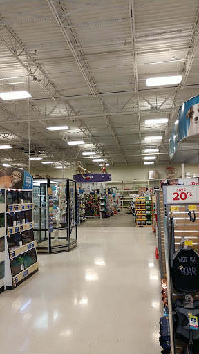 Pet Supply Store «PetSmart», reviews and photos, 12142 Jefferson Ave, Newport News, VA 23602, USA
