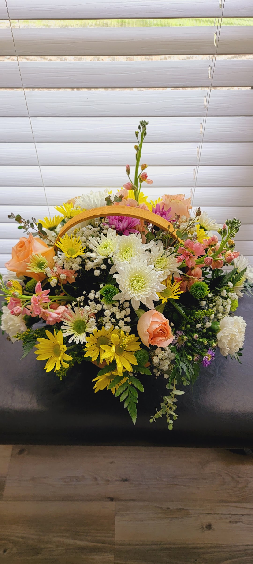 Creative Flowers & Interiors